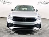 Used 2022 Volkswagen Tiguan SE R-Line image 2