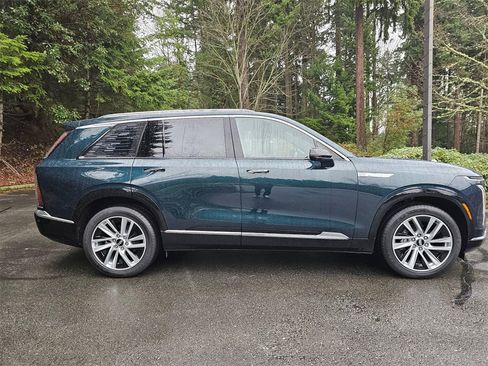 New 2026 Cadillac Vistiq Luxury image 8