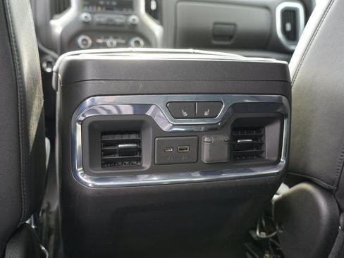Used 2021 Chevrolet Silverado 1500 LTZ AWD/4WD image 28