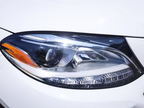 Used 2018 Mercedes-Benz GLE 350 4MATIC image 16