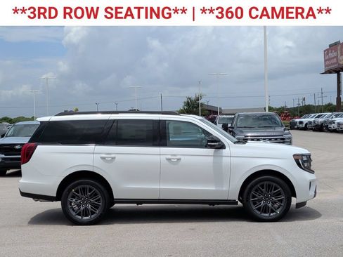 New 2027 Ford Expedition Platinum w/ Stealth Appearance Package AWD/4WD image 10