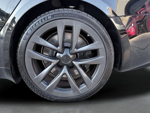 Used 2023 Tesla Model S AWD/4WD image 9