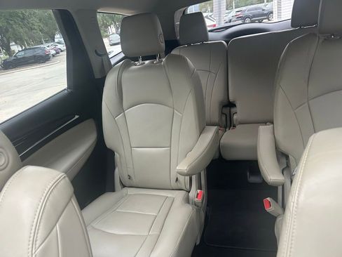 Used 2018 Buick Enclave Premium w/ Experience Buick Package image 12