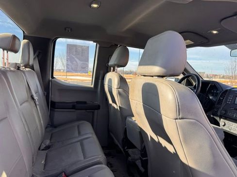 Used 2015 Ford F150 XL w/ Equipment Group 101A Mid image 25