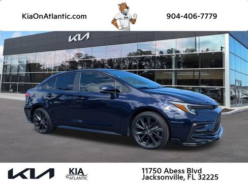Used 2023 Toyota Corolla SE FWD image 1