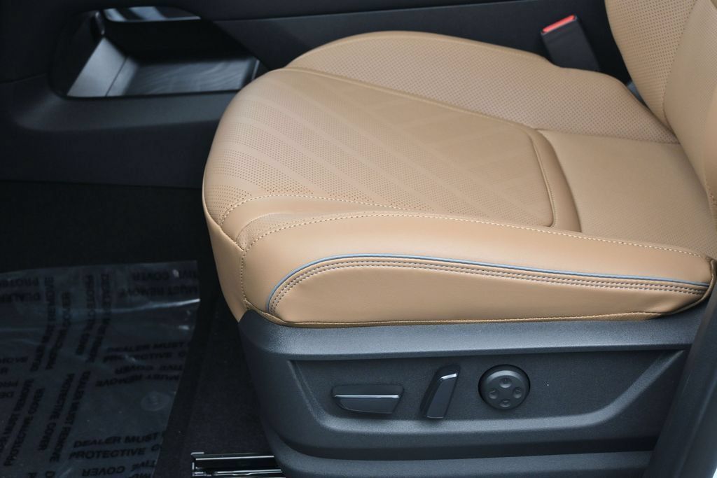 New 2027 INFINITI QX80 Luxe AWD/4WD image 18