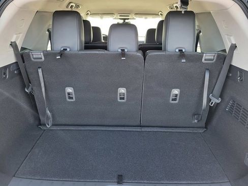 New 2025 Nissan Pathfinder SL image 29