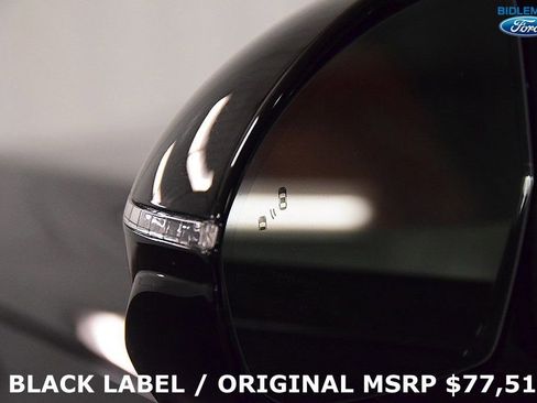 Used 2024 Lincoln Nautilus Black Label image 12