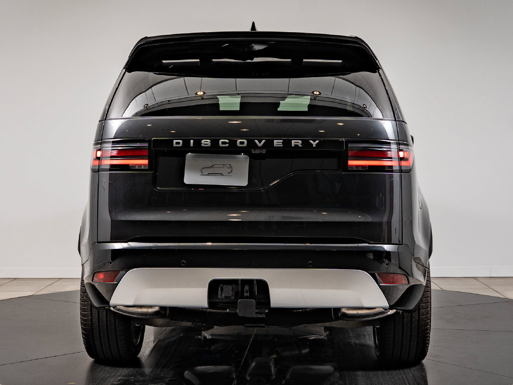 New 2026 Land Rover Discovery Limited Edition AWD/4WD image 7