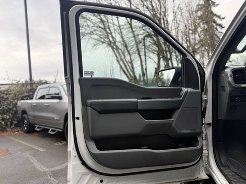 Used 2023 Ford F150 XLT w/ Trailer Tow Package image 28