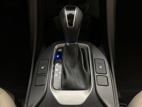 Used 2018 Hyundai Santa Fe Sport w/ 2.4L Value Package 02 FWD image 18