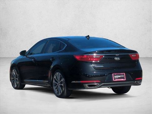 Used 2017 Kia Cadenza Technology image 8