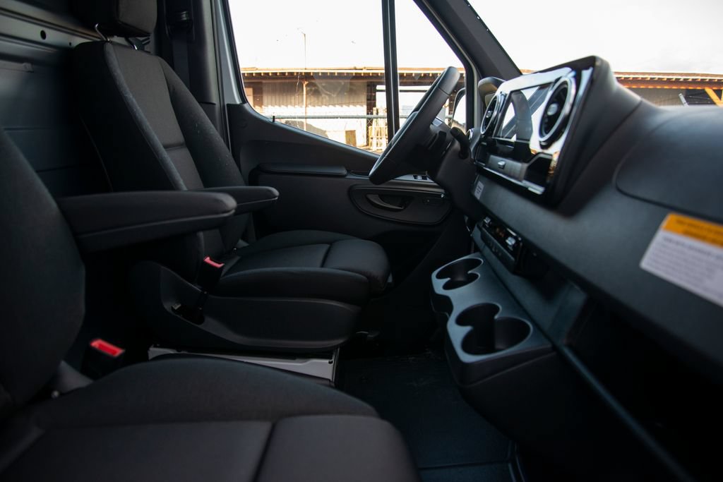 New 2026 Mercedes-Benz Sprinter 2500 image 15