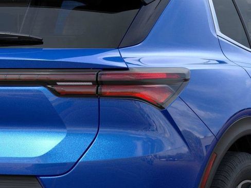 New 2026 Chevrolet Equinox EV LT w/ LPO, All-Weather Mat Package FWD image 11
