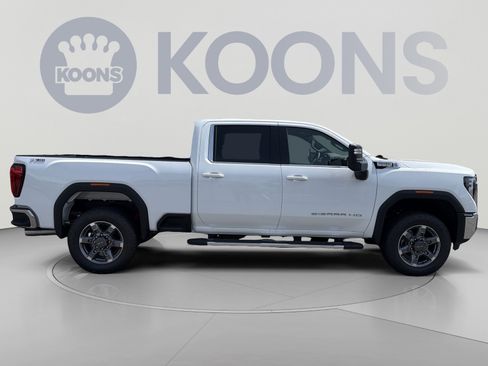 New 2026 GMC Sierra 2500 SLE w/ SLE Value Package; AWD/4WD image 8