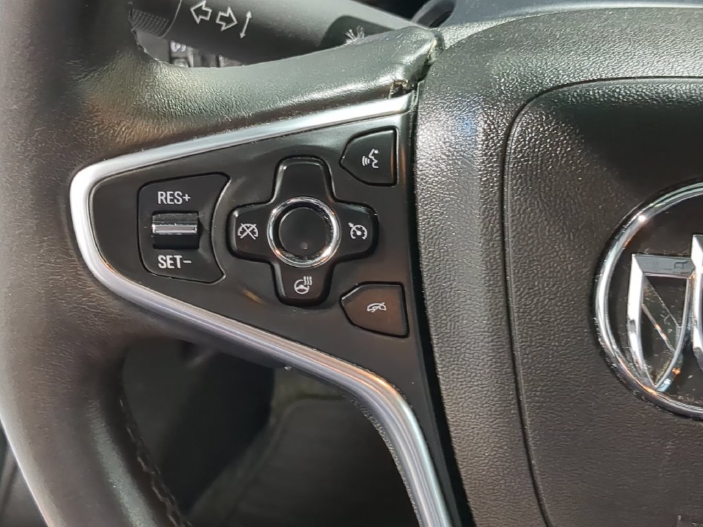 Used 2016 Buick Regal Premium FWD image 29