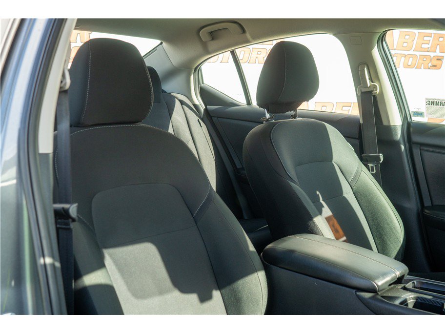 Used 2025 Nissan Sentra S FWD image 4