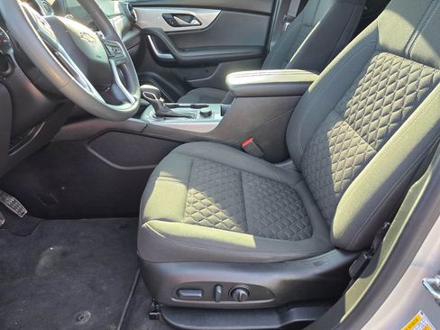 Used 2022 Chevrolet Blazer LT FWD image 10