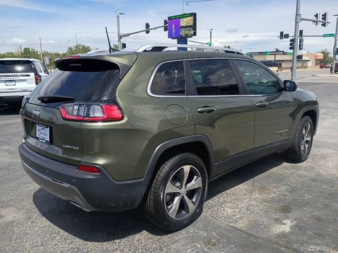 Used 2019 Jeep Cherokee Limited AWD/4WD image 6