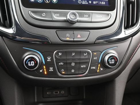Used 2024 Chevrolet Equinox RS w/ RS Leather Package FWD image 31