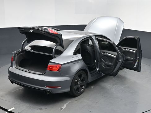 Used 2016 Audi A3 2.0T Premium image 17