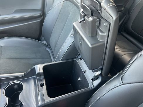 New 2025 Jeep Grand Cherokee Altitude AWD/4WD image 47