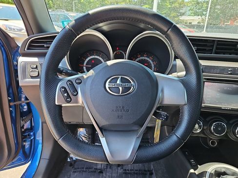 Used 2014 Scion tC FWD image 18