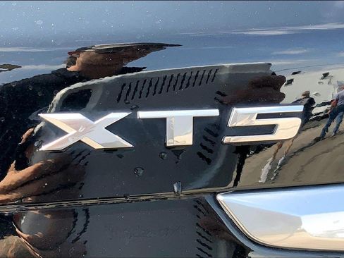 Used 2023 Cadillac XT5 Luxury FWD image 29