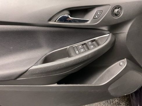 Used 2016 Chevrolet Cruze LS image 11