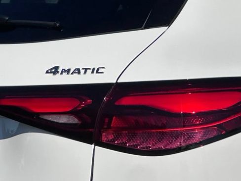 Used 2026 Mercedes-Benz GLC 300 4MATIC image 15