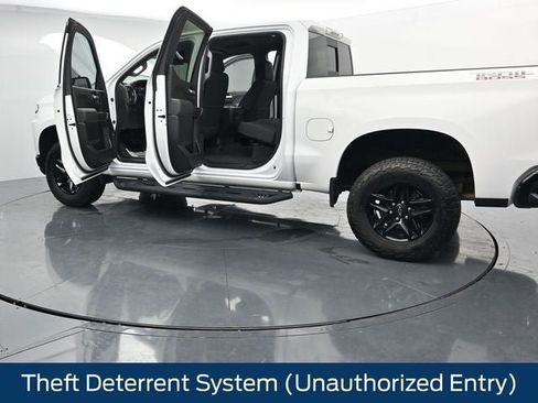 Used 2020 Chevrolet Silverado 1500 LT Trail Boss AWD/4WD image 42