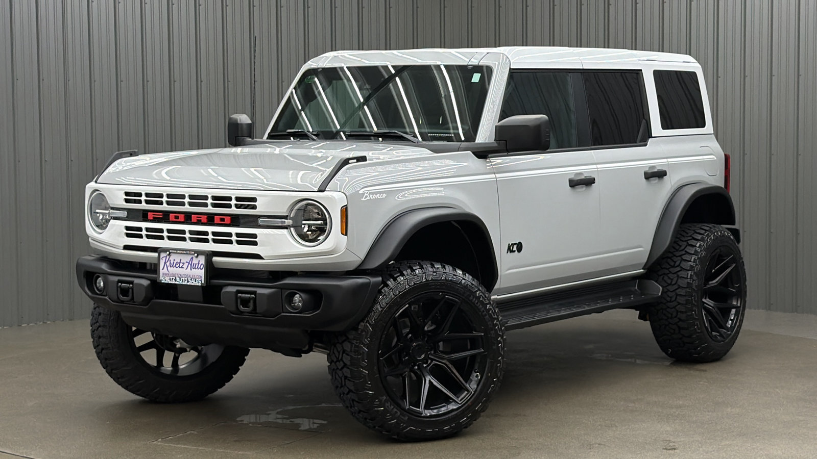 Used 2026 Ford Bronco Heritage Edition AWD/4WD image 1