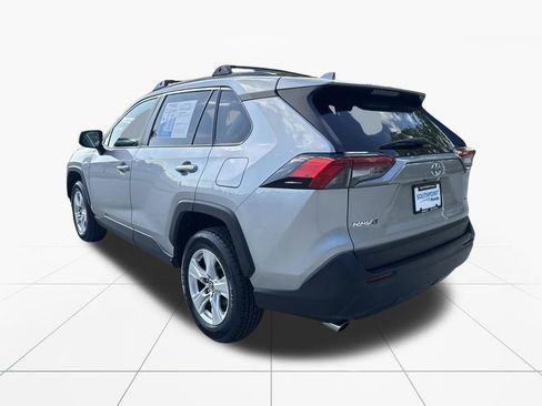 Used 2020 Toyota RAV4 XLE image 6