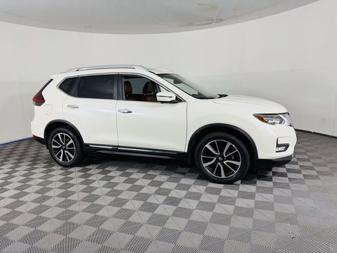 Used 2018 Nissan Rogue SL w/ Premium Package AWD/4WD image 2