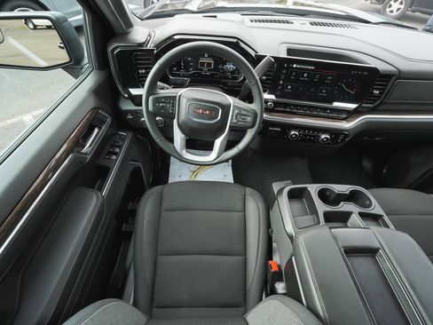 Used 2025 GMC Sierra 1500 Elevation image 48
