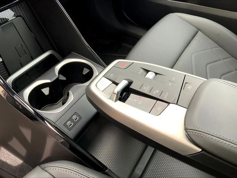 Used 2025 BMW X1 xDrive28i w/ Convenience Package image 17