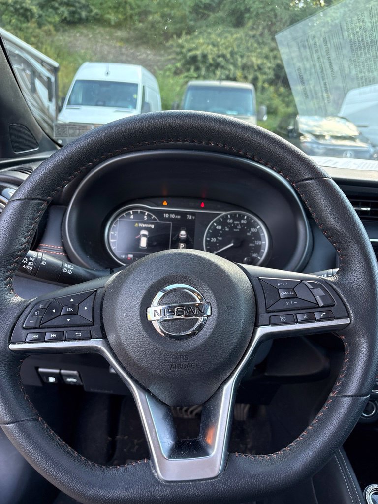 Used 2019 Nissan Kicks SR FWD image 38