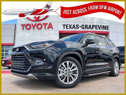 New 2026 Toyota Grand Highlander Platinum image 1