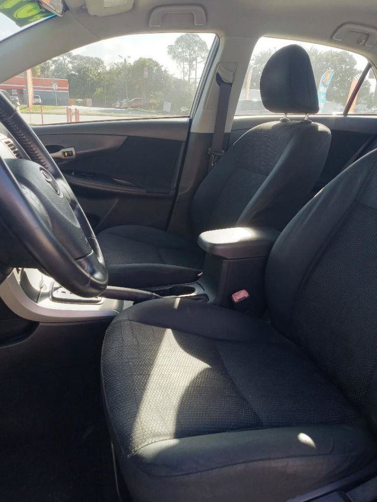 Used 2009 Toyota Corolla FWD image 8
