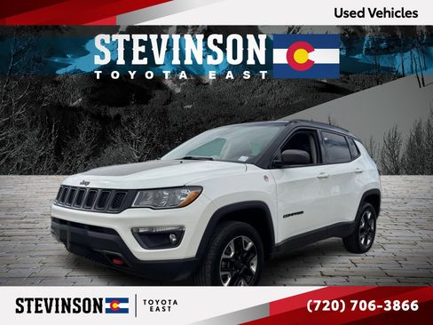 Used 2018 Jeep Compass Trailhawk w/ Leather Interior Group AWD/4WD image 1