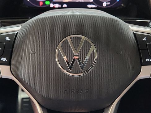 Used 2025 Volkswagen Atlas SEL Premium R-Line AWD/4WD image 50