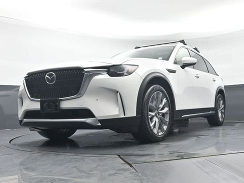 Certified 2024 MAZDA CX-90 3.3 Turbo w/ Premium Plus Pkg image 31