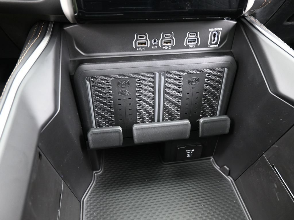 Used 2026 RAM 1500 Tungsten AWD/4WD image 24