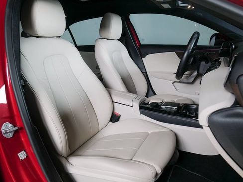 Used 2021 Mercedes-Benz A 220 4MATIC image 3