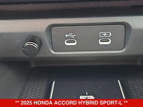 Used 2025 Honda Accord Sport image 32