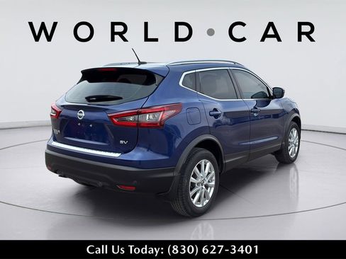 Used 2021 Nissan Rogue Sport SV image 17