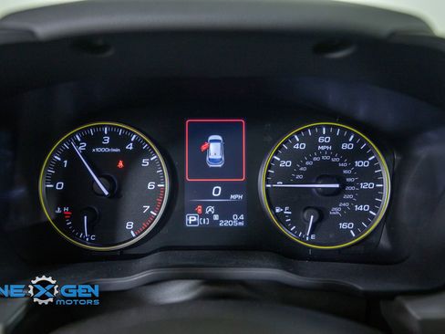 Used 2025 Subaru Crosstrek 2.5i Sport AWD/4WD image 16