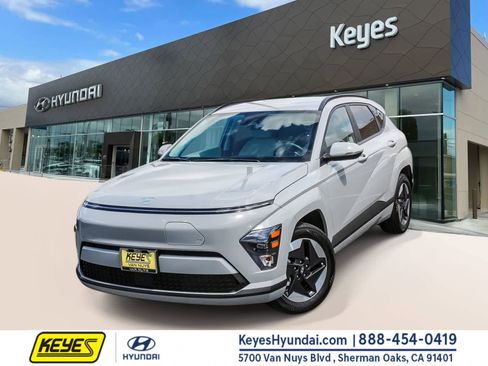 Certified 2024 Hyundai Kona SEL FWD image 1