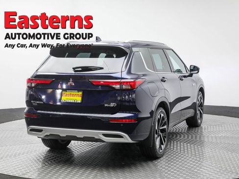 Used 2023 Mitsubishi Outlander SEL image 5