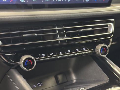 New 2026 Chevrolet Traverse LT w/ Driver Confidence Package image 37